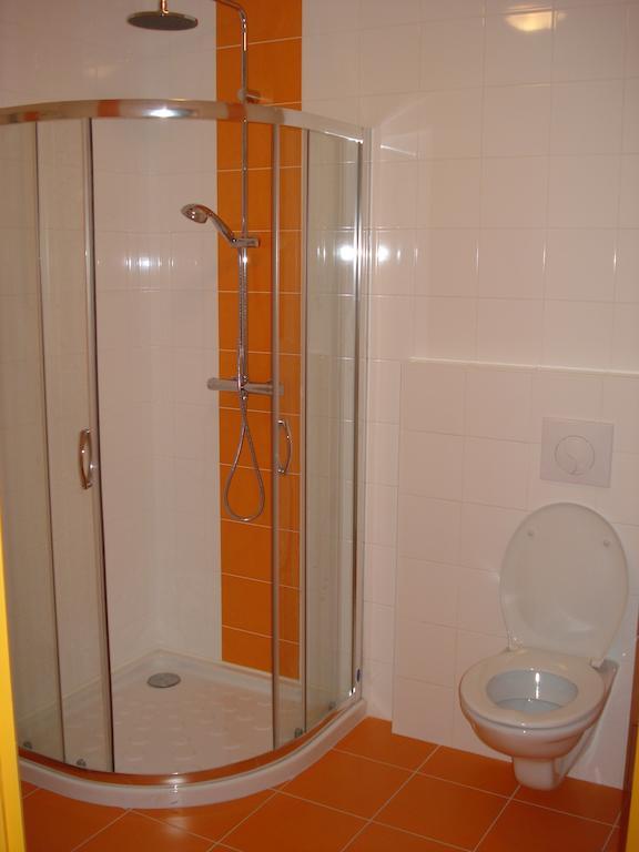 Domaine Du Pre Sale Bed & Breakfast Roz-sur-Couesnon Room photo