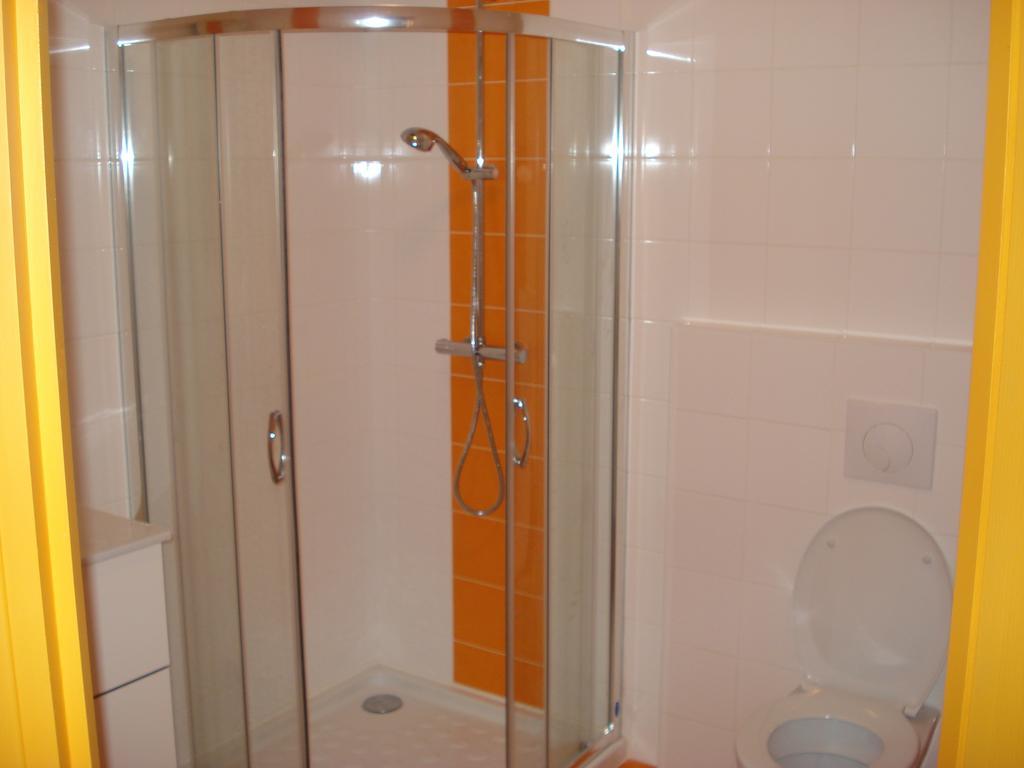 Domaine Du Pre Sale Bed & Breakfast Roz-sur-Couesnon Room photo