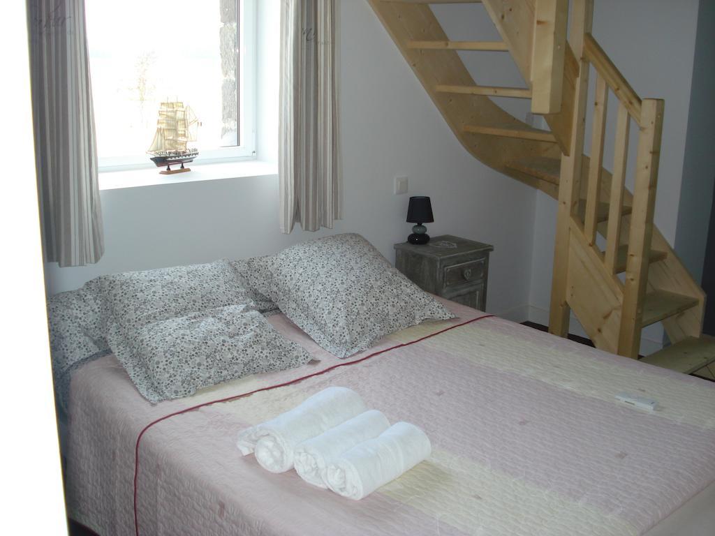 Domaine Du Pre Sale Bed & Breakfast Roz-sur-Couesnon Room photo