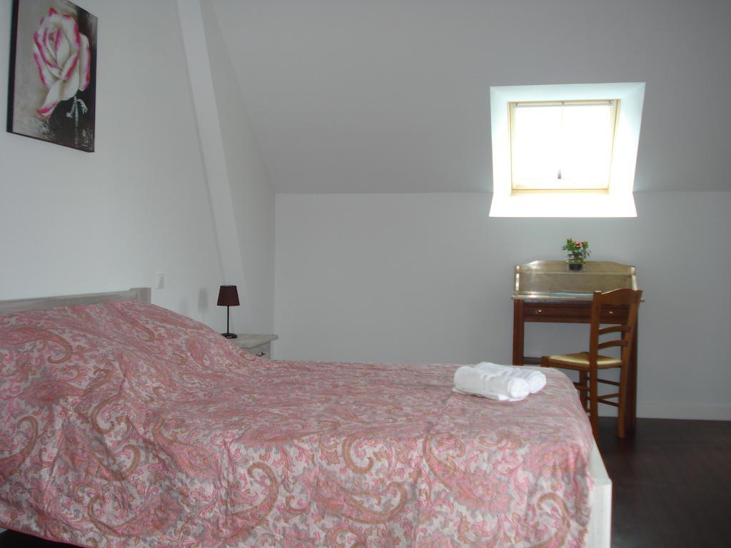 Domaine Du Pre Sale Bed & Breakfast Roz-sur-Couesnon Room photo